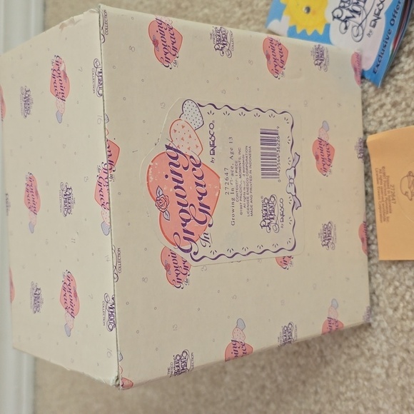 1997 NIB Precious Moments Growing in Grace Age 13 Figurine - Picture 12 of 14